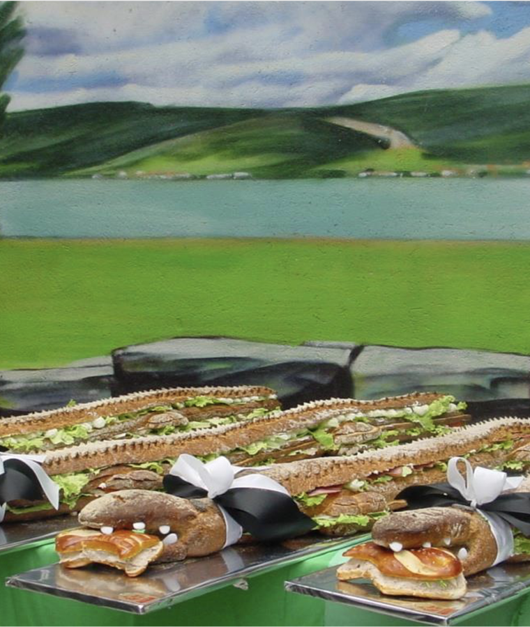 Gefülltes Party-Krokodil